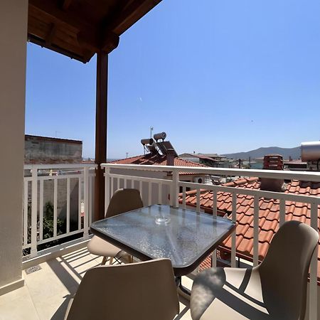 Villa George Giov Sarti Buitenkant foto